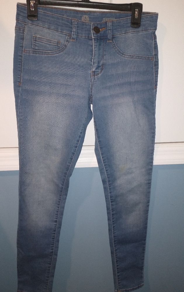 light wash jeggings/jeans size 9